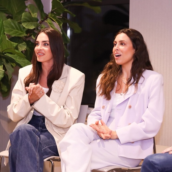 Vintage Purple Pant Suit 💜 - Picture 5 of 6